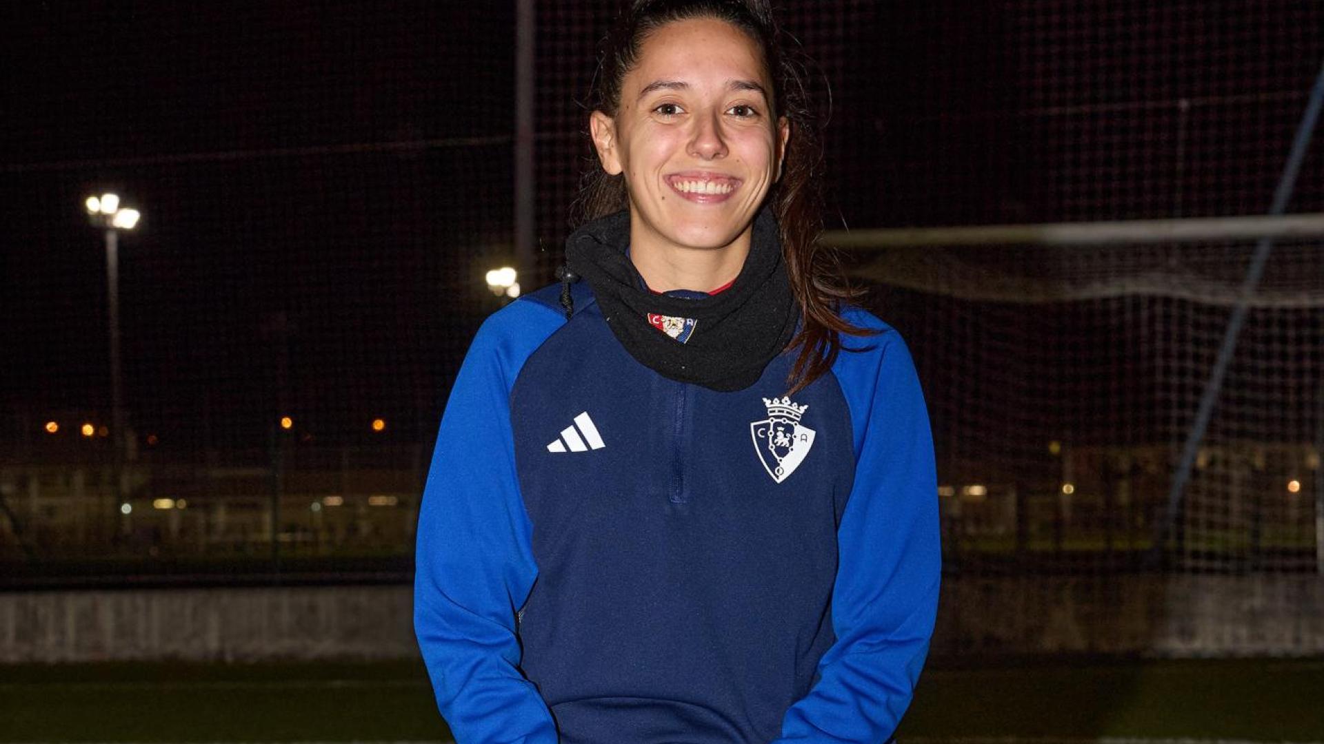 A: J.P. Urdíroz
F: 07-11-2023
P: Lidia Ezponda
L: Pamplona. Instalaciones del C.A. Osasuna en Tajonar.
T: Fútbol Femenino. Entrenamiento previo al partido Osasuna Femen ino-Betis Femenino de Copa de la Reina.