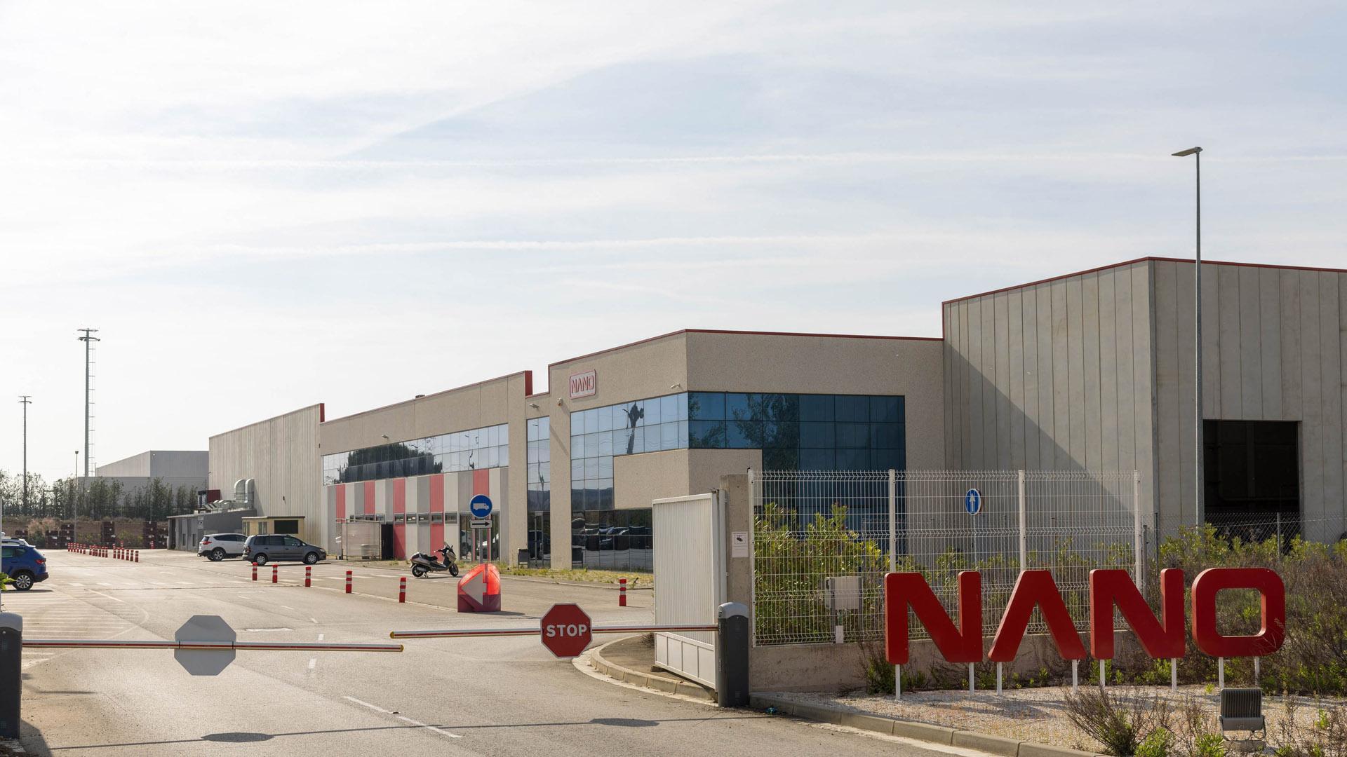 Entrada a las instalaciones de la empresa Nano Automotive de Tudela