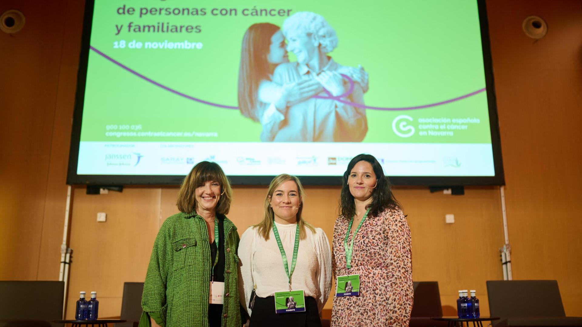 Desde la izquierda: María Ángeles Egusquiza, Eva Roque y Ana Redón.
