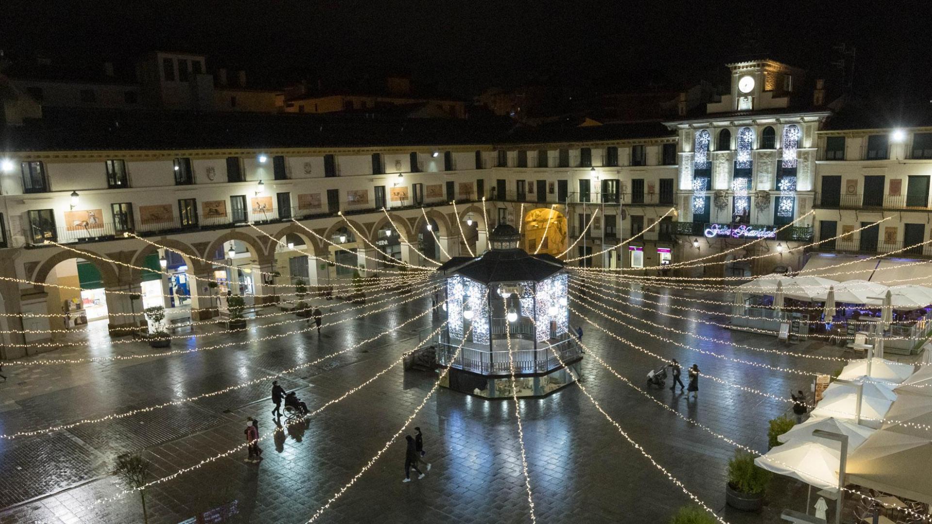 Imagen de la iluminación que lució en la plaza de los Fueros de Tudela durante la pasada Navidad