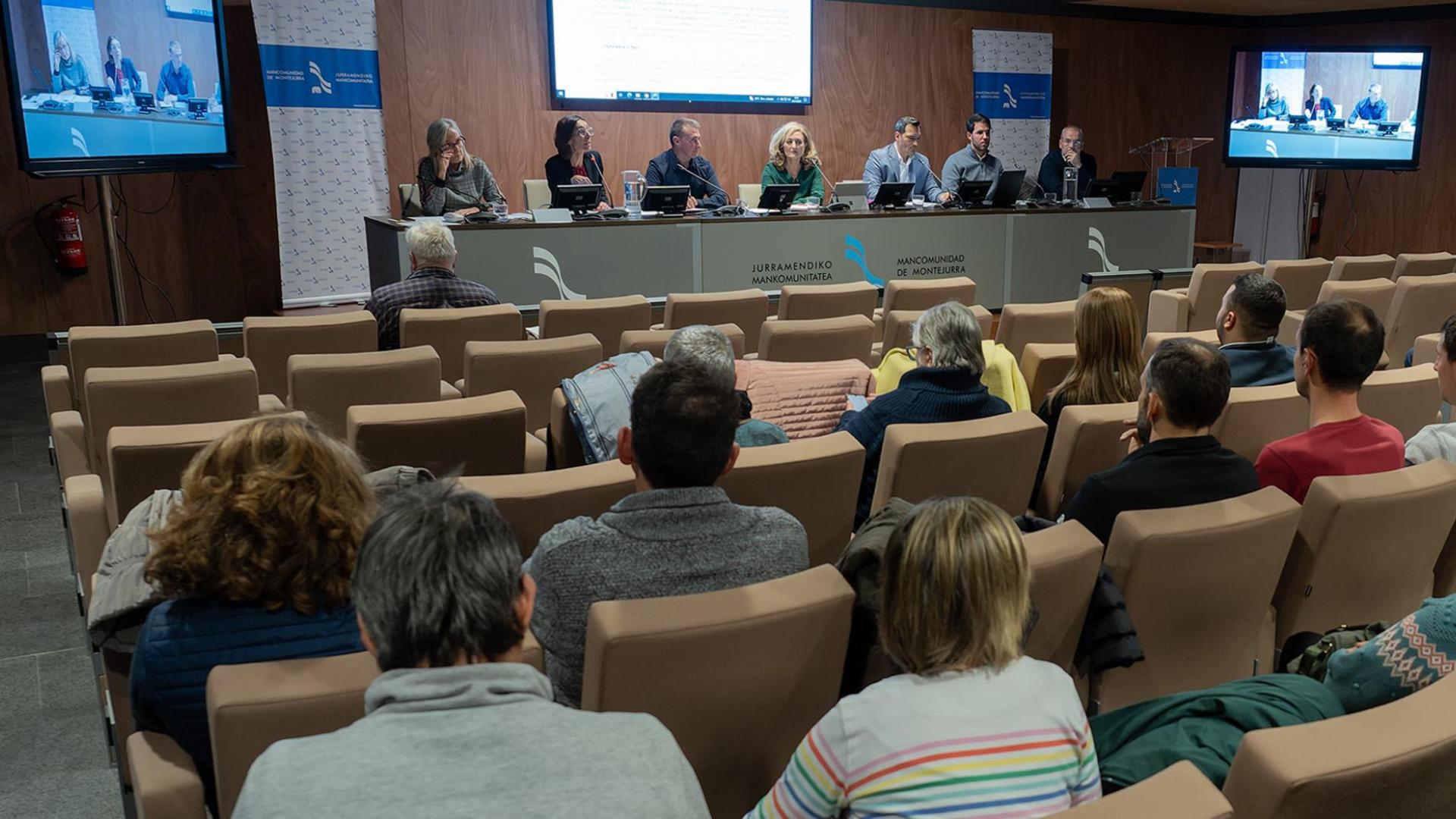 La asamblea que Mancomunidad de Montejurra celebró este viernes por la tarde