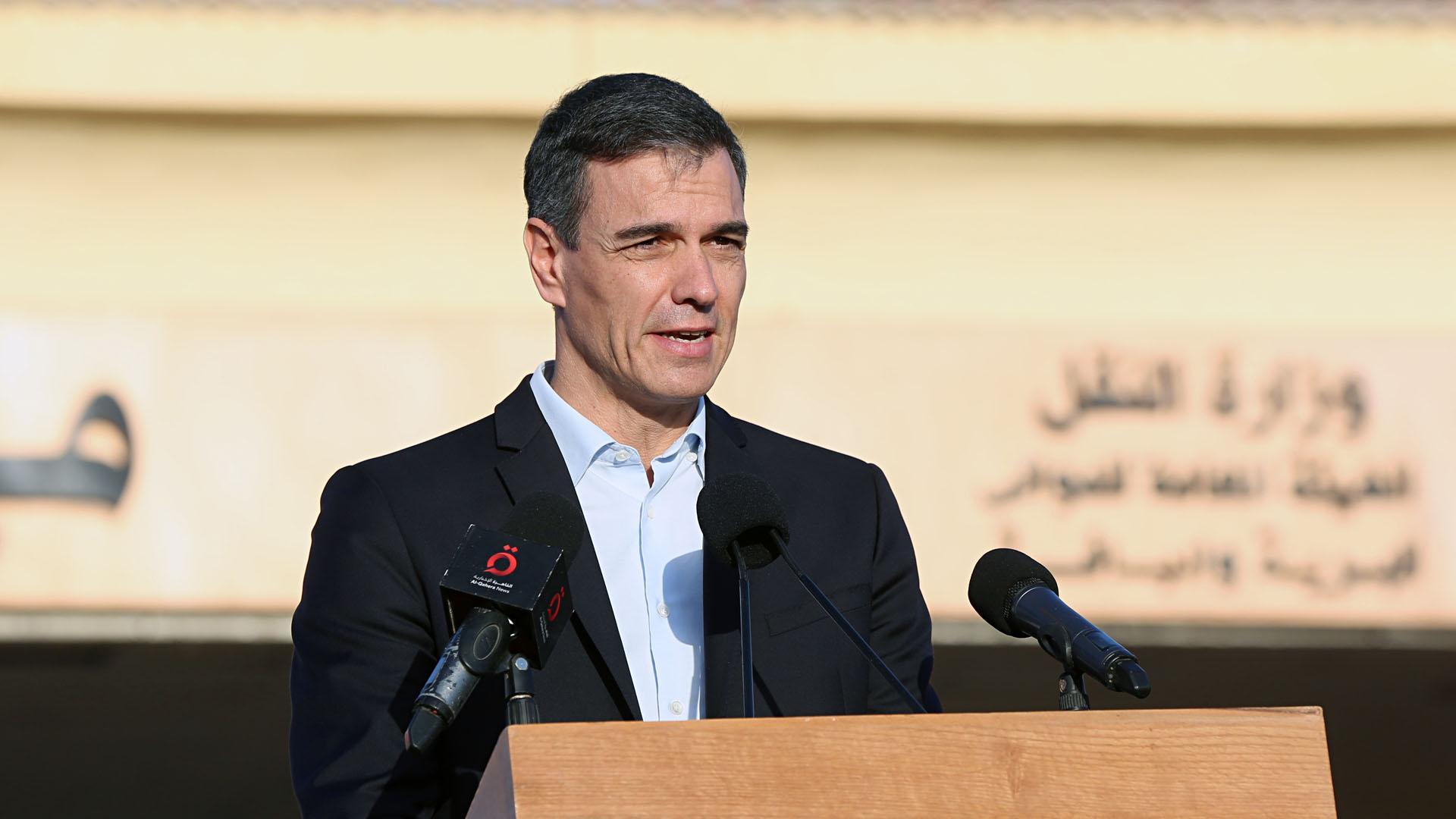 Pedro Sánchez, durante la conferencia de prensa que dio en la frontera de Rafah