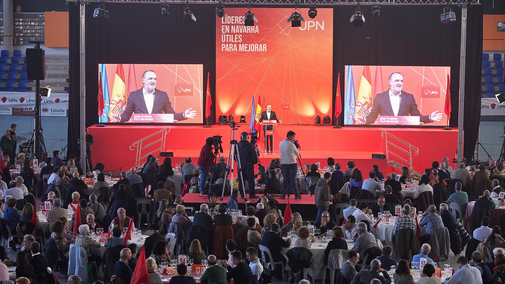 Imagen general del Velódromo Miguel Induráin de Tafalla durante el discurso de Javier Esparza el Día de UPN./