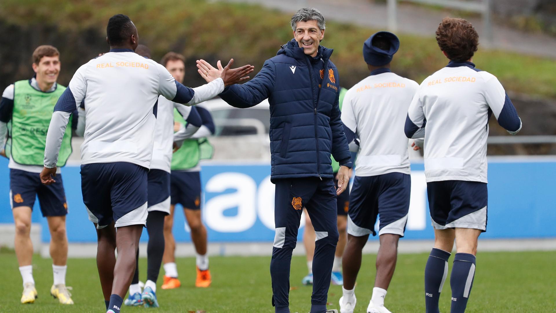 Entrenamiento de la Real Sociedad en la víspera del partido de Liga de Campeones ante el Salzburgo.