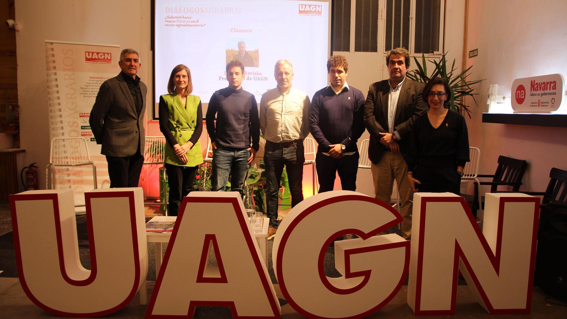 Participantes en el primer Diálogo agrario organizado por UAGN