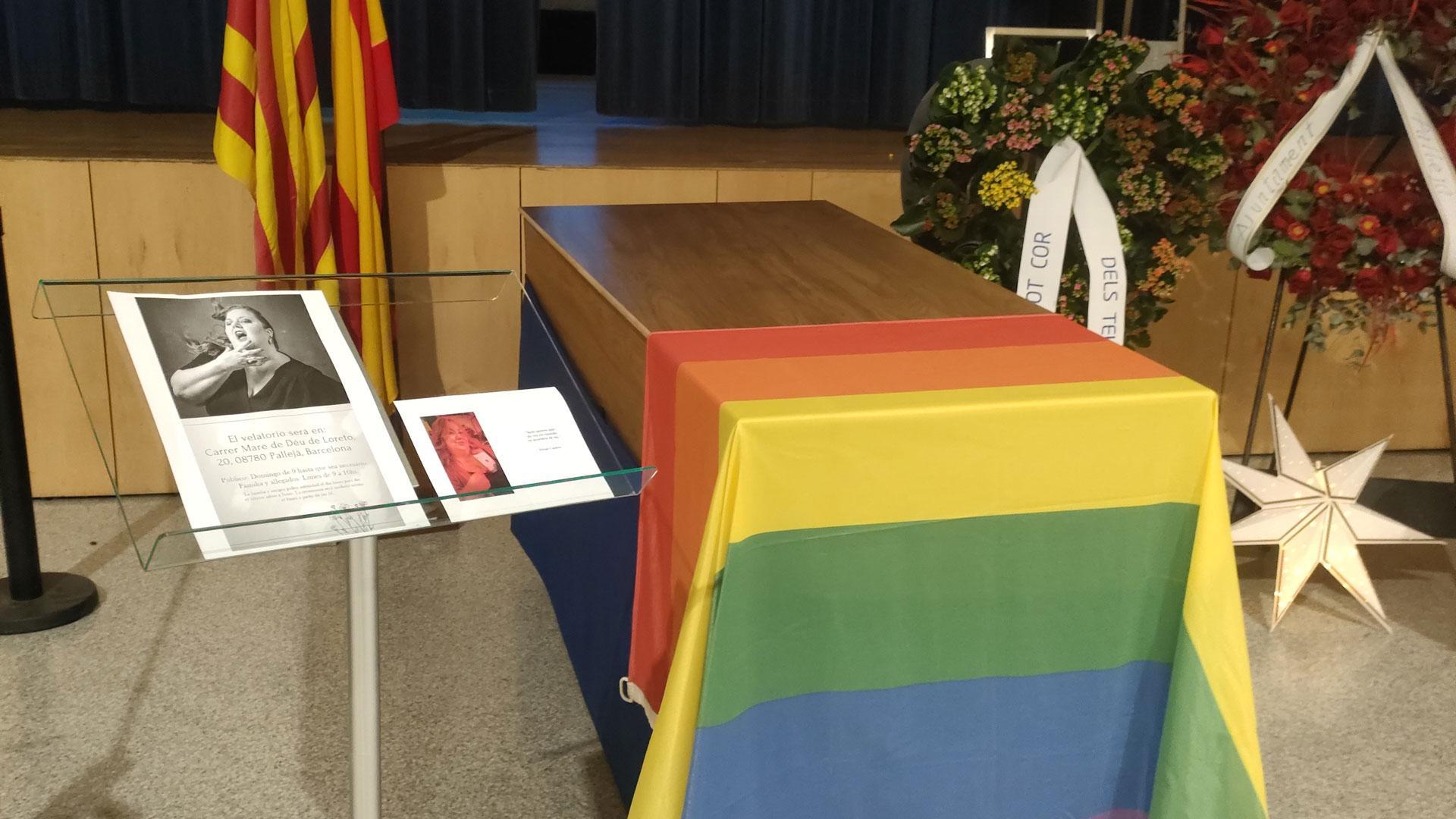 Velatorio abierto al público de la actriz Itziar Castro en Pallejà (Barcelona)