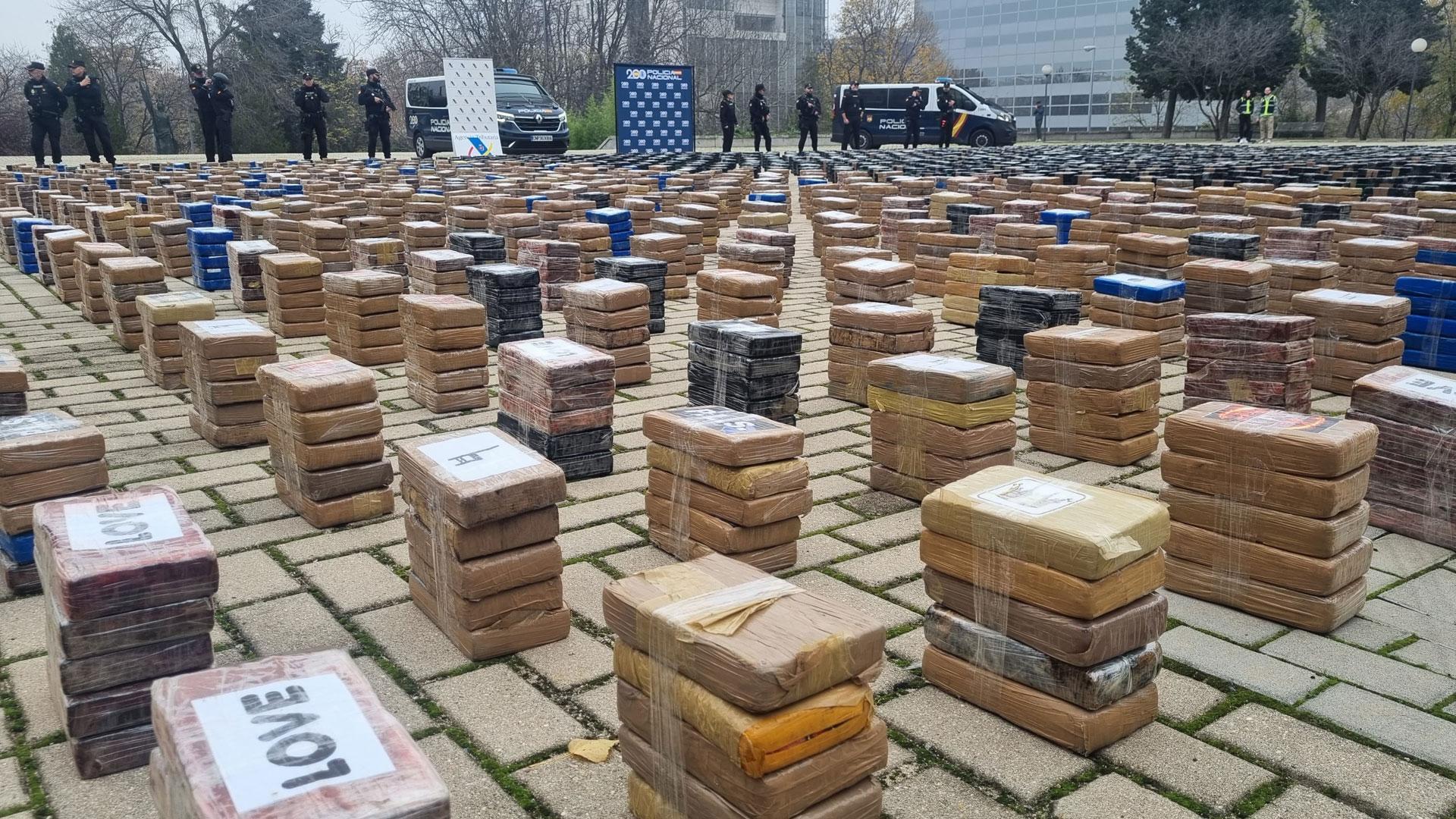 La Policía Nacional ha incautado en tan solo una semana 11 toneladas de cocaína en Galicia y Valencia ocultas en contenedores marítimos