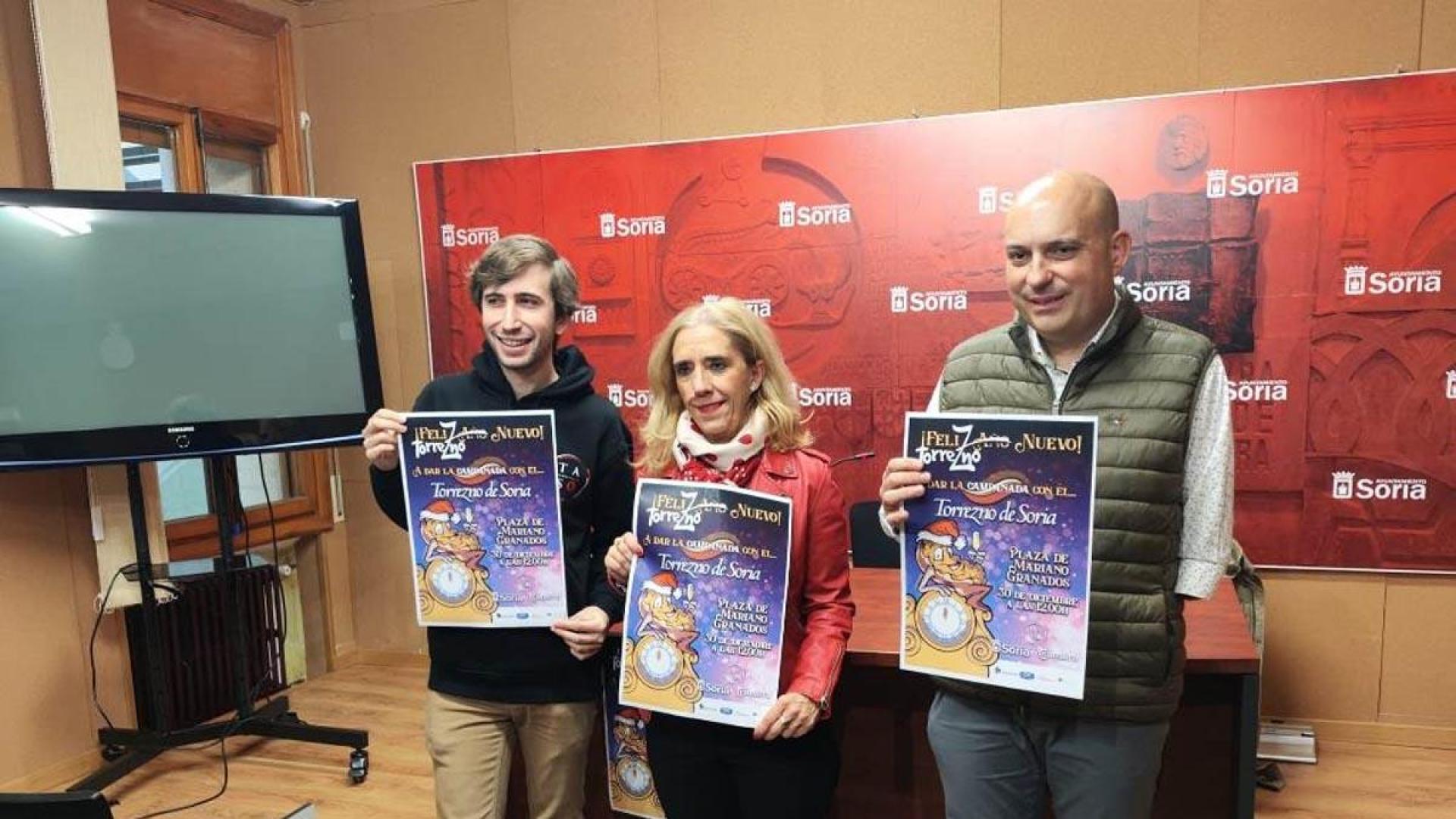 Iván Manrique, Teresa Valdenebro y Juanjo Delgado presentan las campanadas con Torrezno de Soria