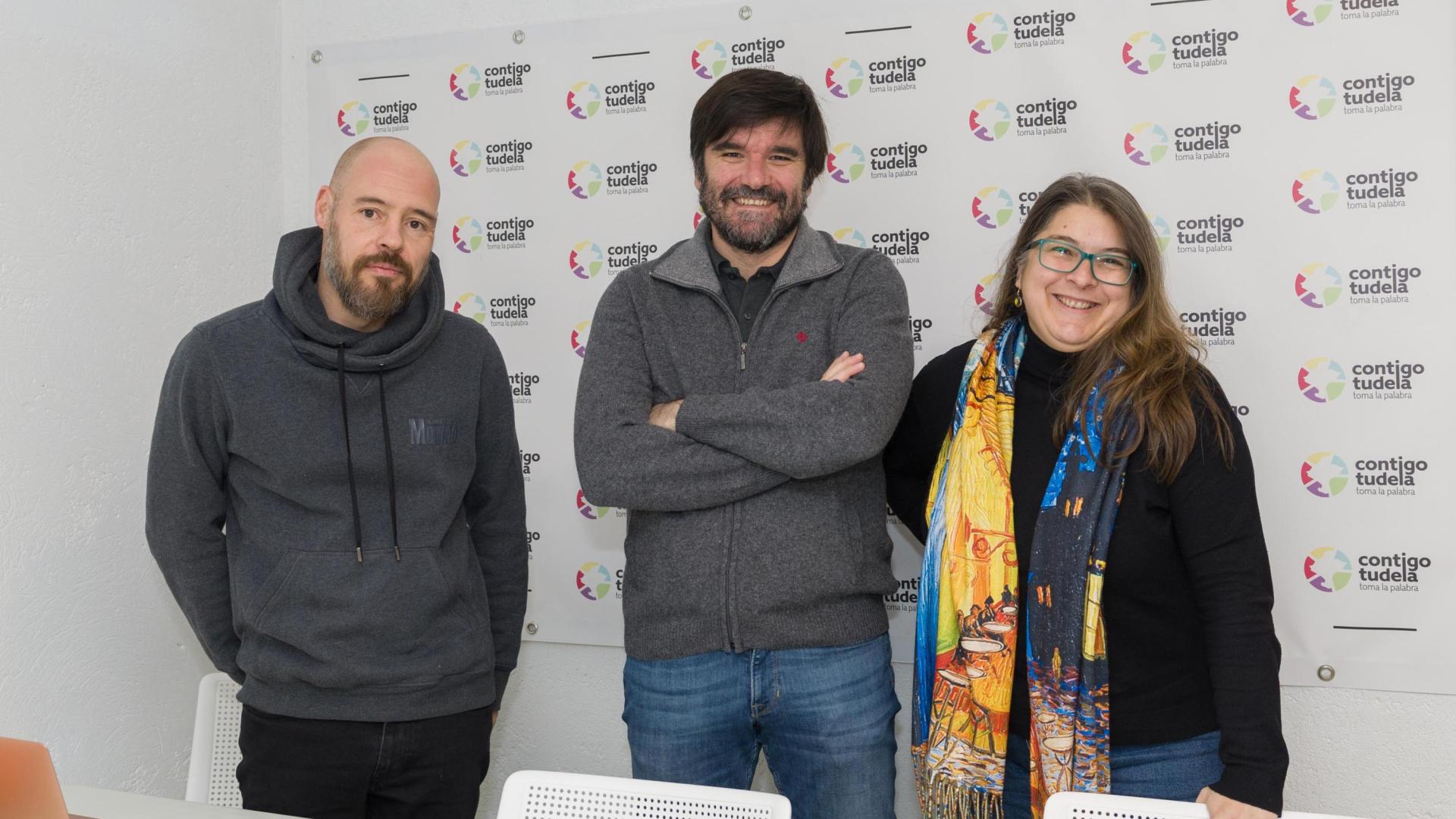 De izquierda a derecha: Marius Gutiérrez, Eneko Larrarte, y Olga Risueño
