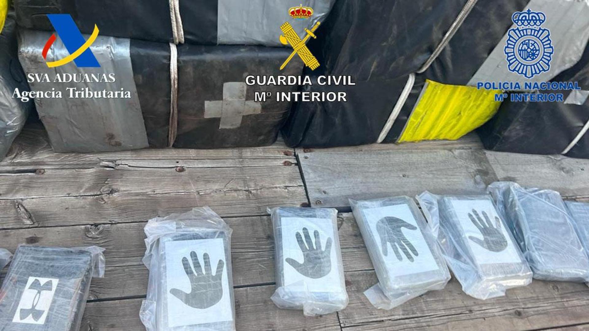 La droga se encontraba oculta en un tanque de lastre del mercante