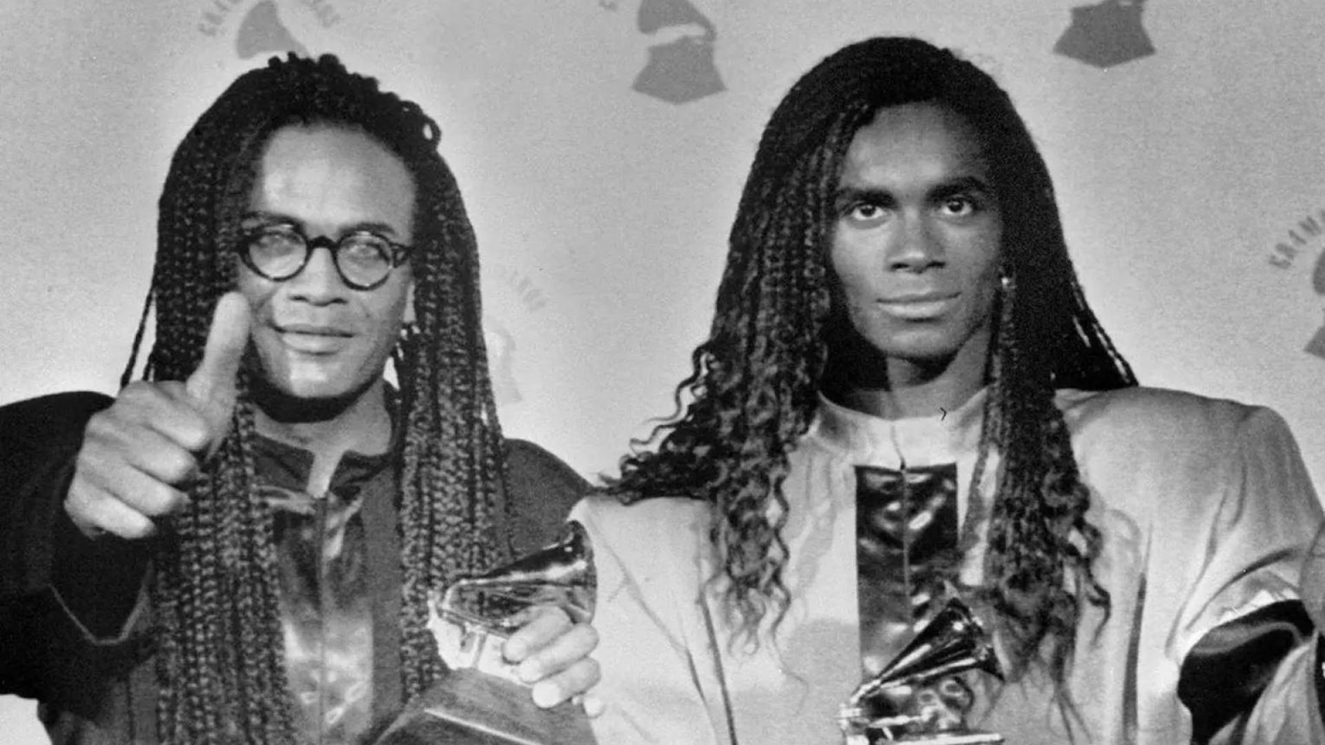 Milli Vanilli recoge su Grammy en la gala de 1990