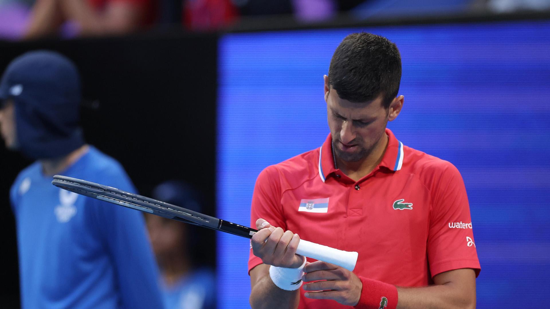 La muñeca le ha vuelto a dar problemas a Djokovic