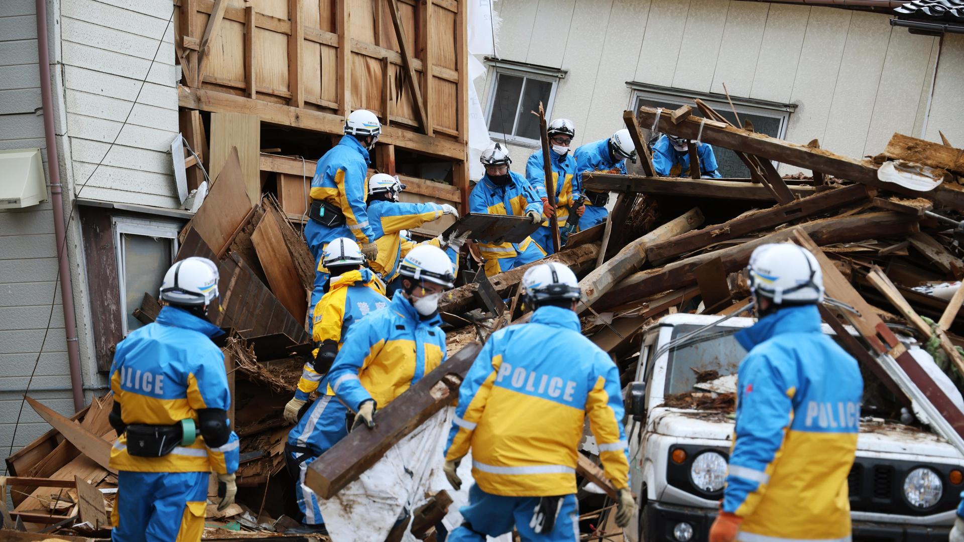 Ascienden a más de 80 los muertos por el terremoto de magnitud 7,6 en el oeste de Japón