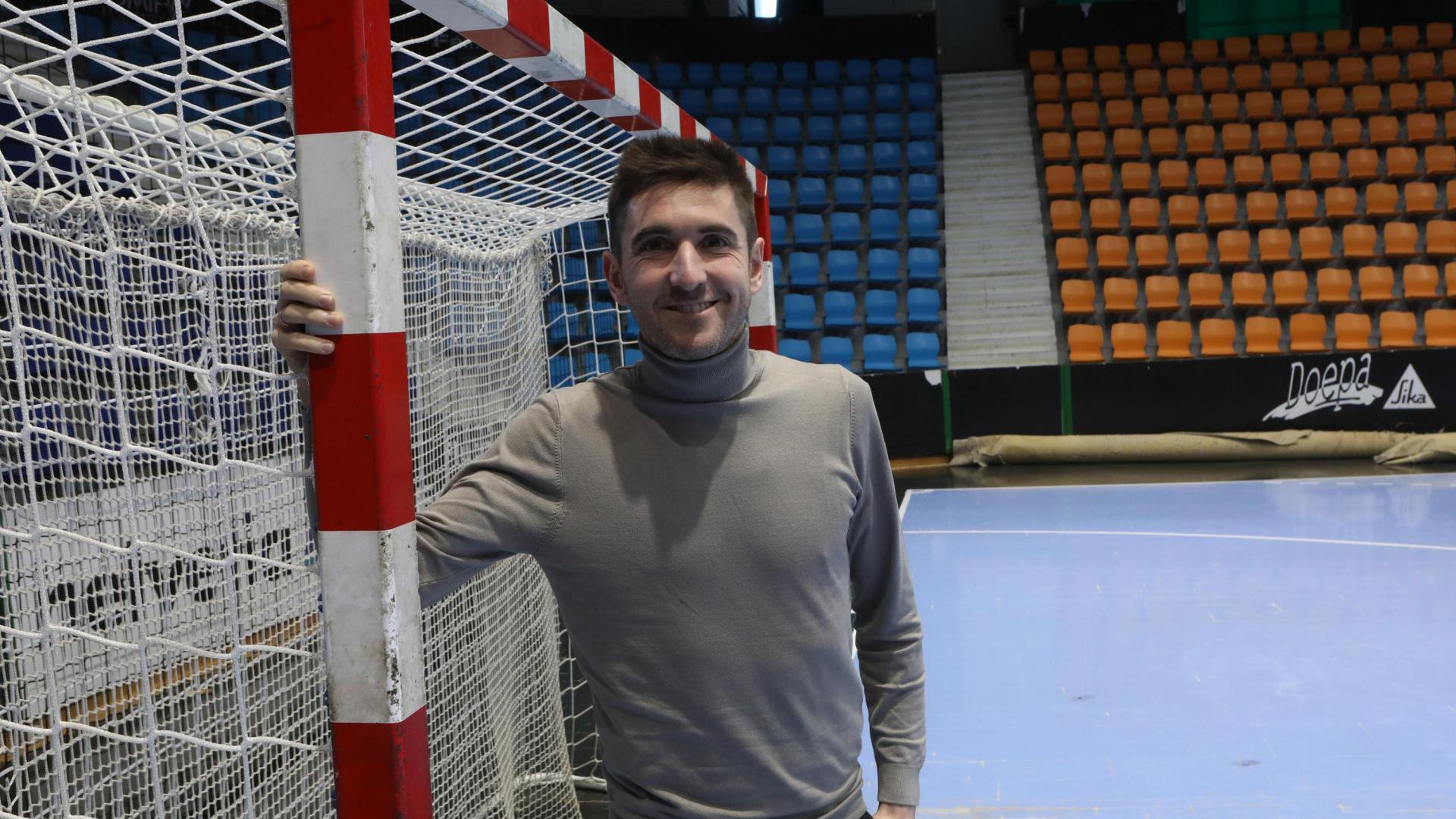 El cierre de Irurtzun, Roberto Martil, ya está listo para jugar después de superar una grave lesión en su rodilla izquierda