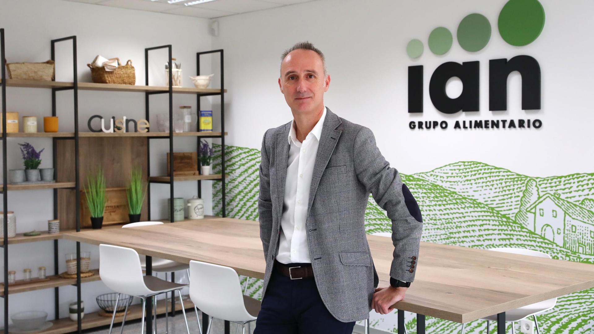 José Manuel Campos en las oficinas de grupo IAN en el polígono Berroa de Tajonar