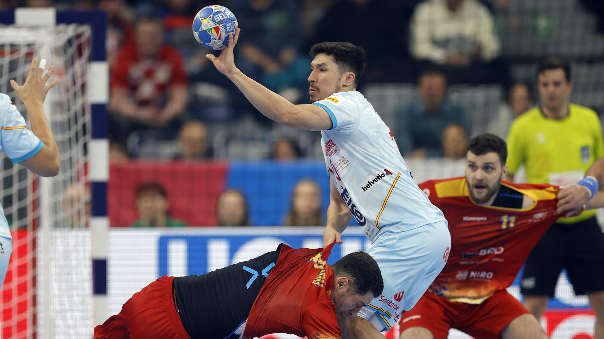 Alex Dujshebaev, en el partido ante Rumanía