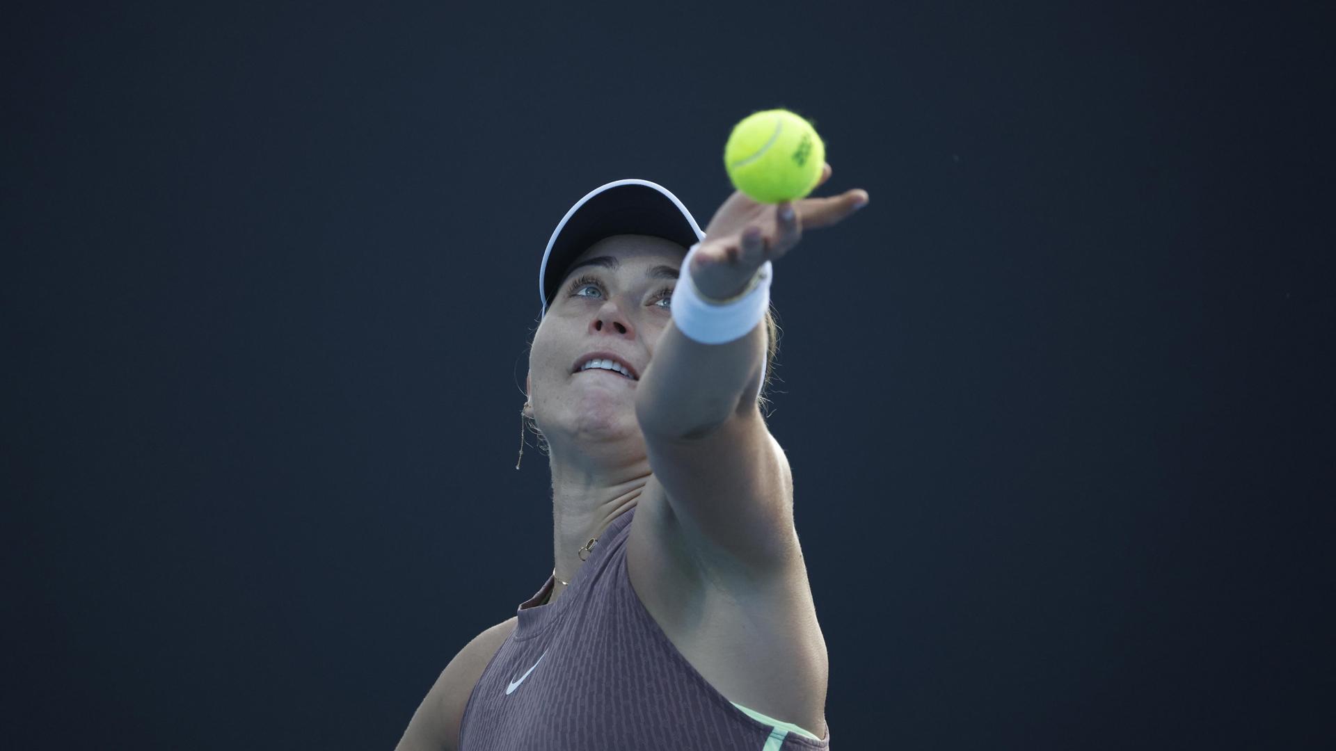 Paula Badosa frente a Anastasia Pavlyuchenkova en el Abierto de Australia