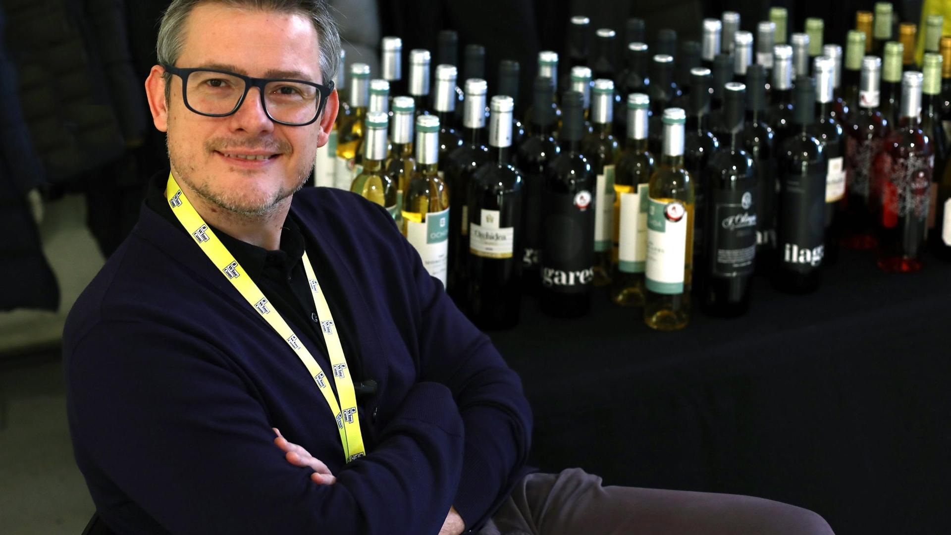 Santi Rivas Muñoz, crítico de vinos y prescriptor en redes sociales con el seudónimo Colectivo Decantado