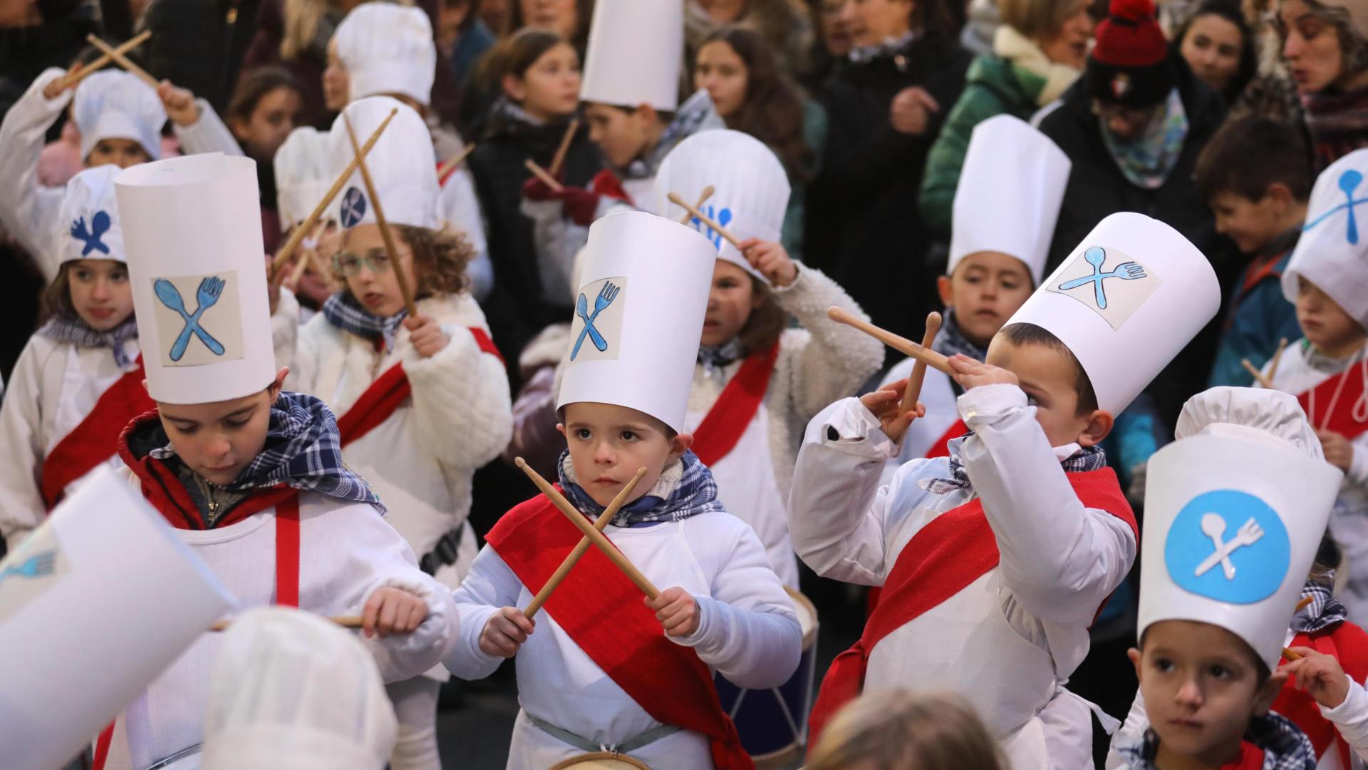 Los más pequeños fueron los encargados de dar comienzo a un fin de semana de celebración en honor a San Sebatián, su patrón.