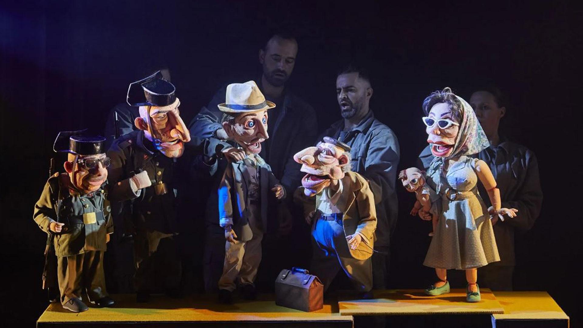 Una escena de la obra 'El verdugo' de la compañía El Espejo Negro