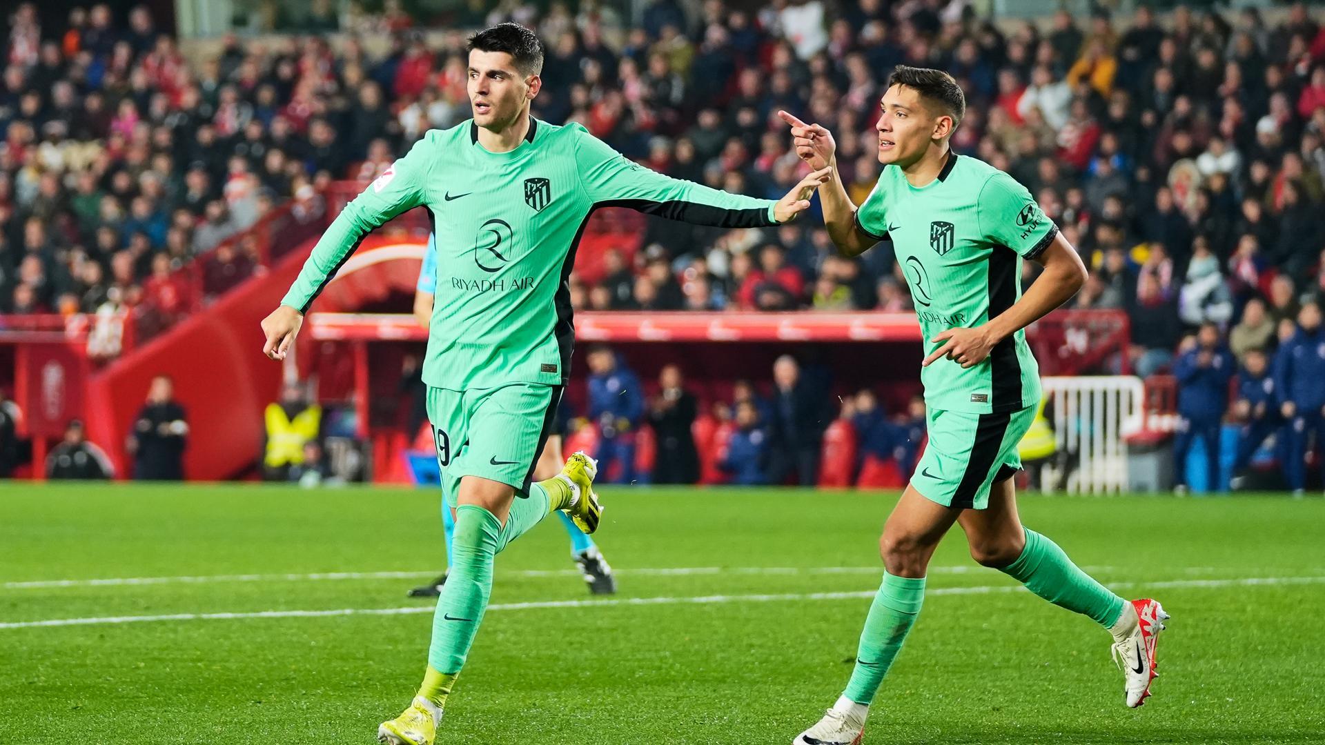 Álvaro Morata celebra su tanto en Granada