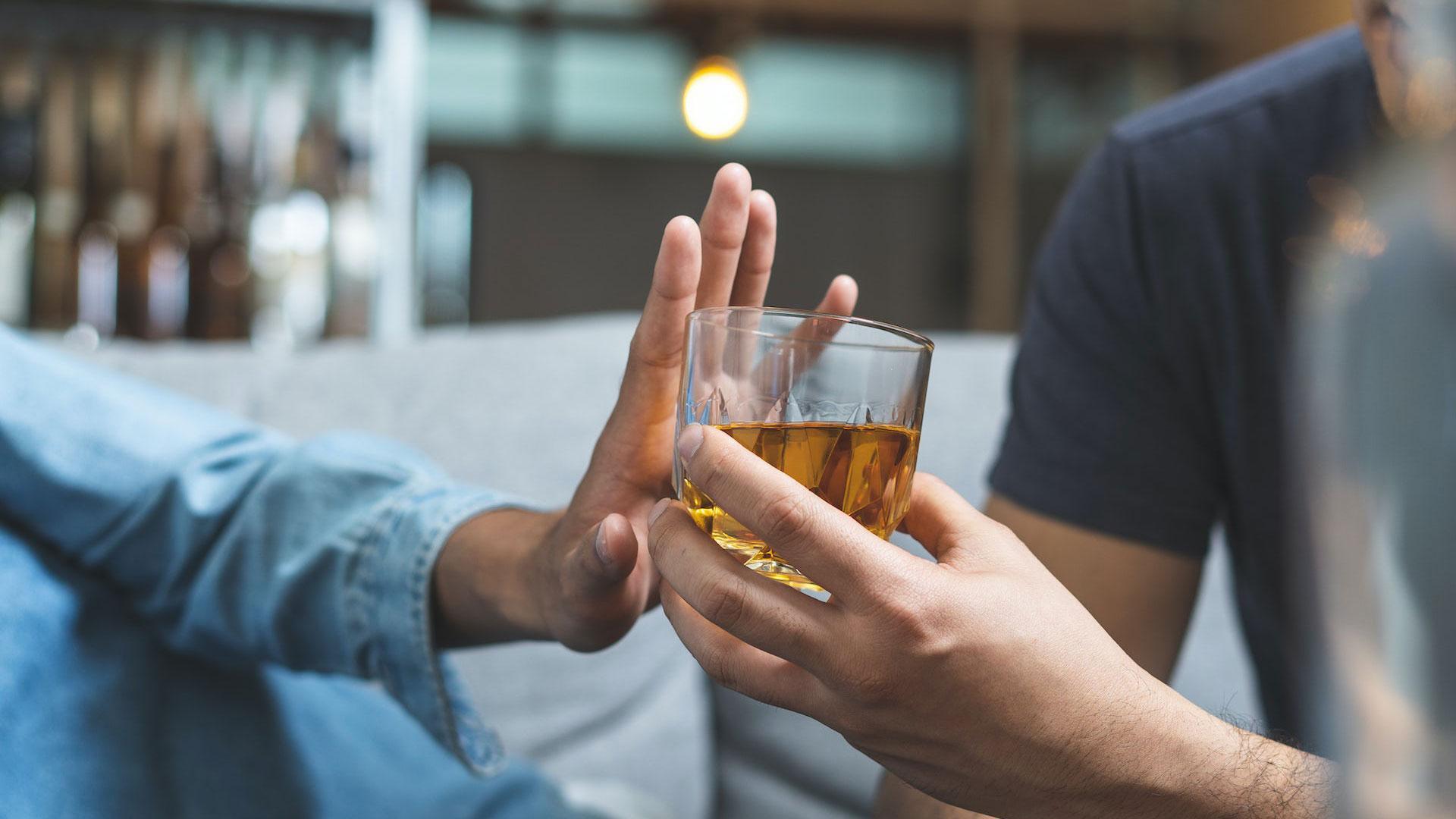 En las personas con hígado graso, tras sólo dos o tres semanas de abandono del alcohol, el hígado puede sanar y volver a tener un aspecto y un funcionamiento como si fuera nuevo