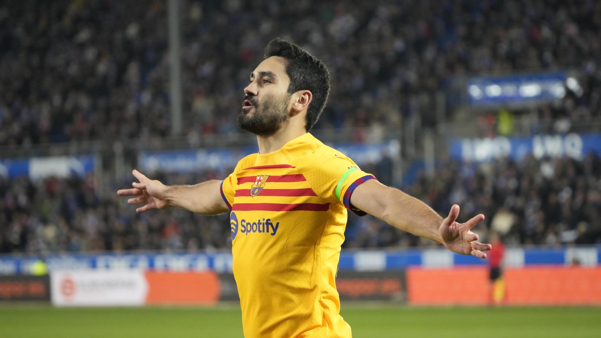 El futbolista alemán Gundogan celebra el 0-2 ante el Alavés