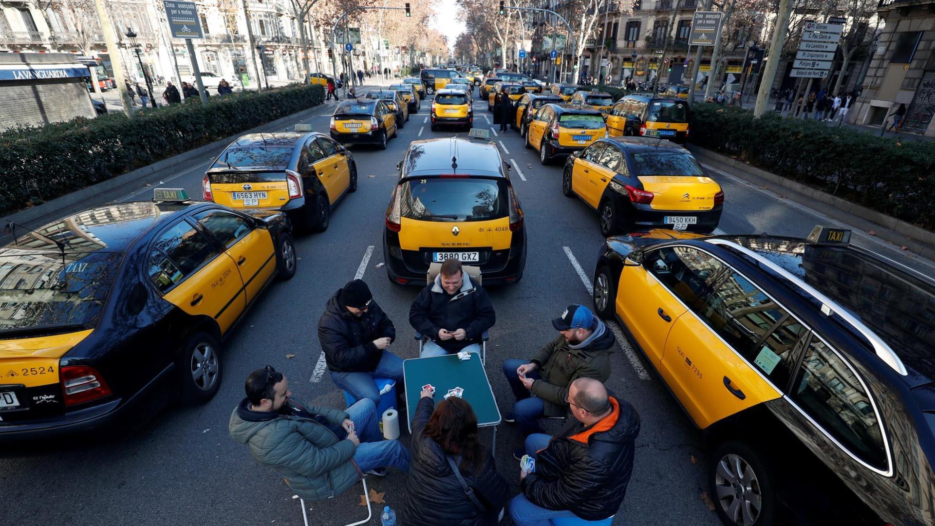 Huelga de taxistas en Barcelona en 2019 en protesta por los VTC