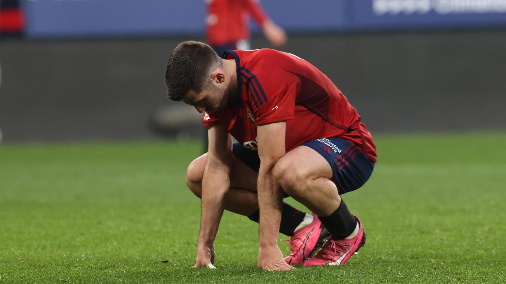 Jesús Areso, desfondado tras uno de los goles del Celta. Su esfuerzo en la banda derecha no ha tenido premio