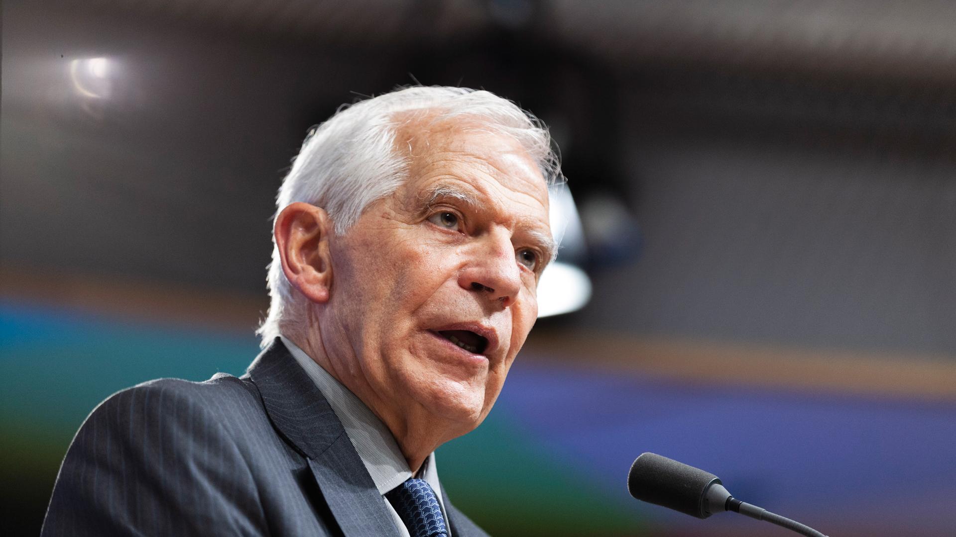 Borrell llega a Kiev para confirmar el apoyo militar a largo plazo de la UE a Ucrania