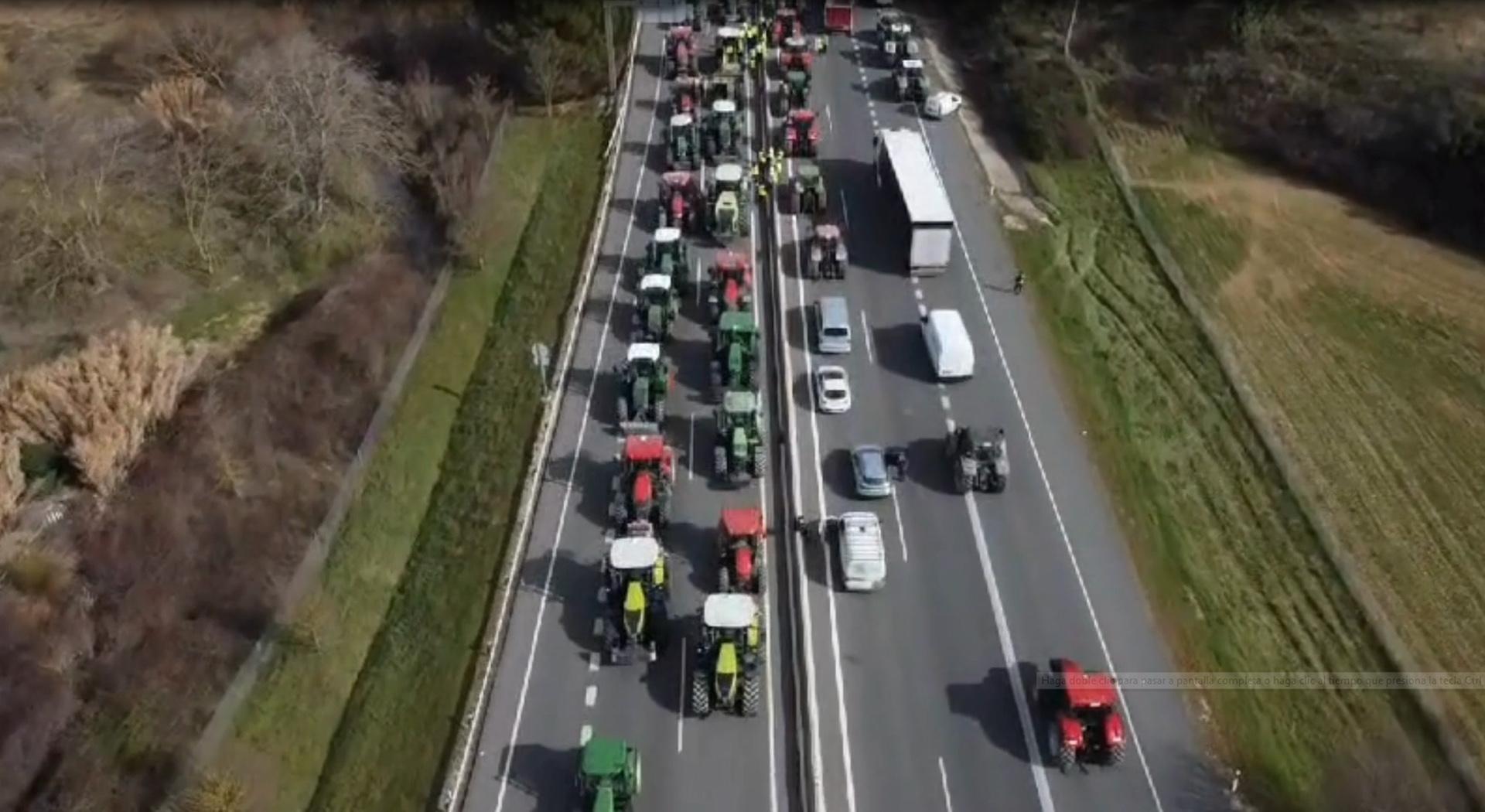 Los agricultores navarros continúan con sus protestas este 7 de febrero