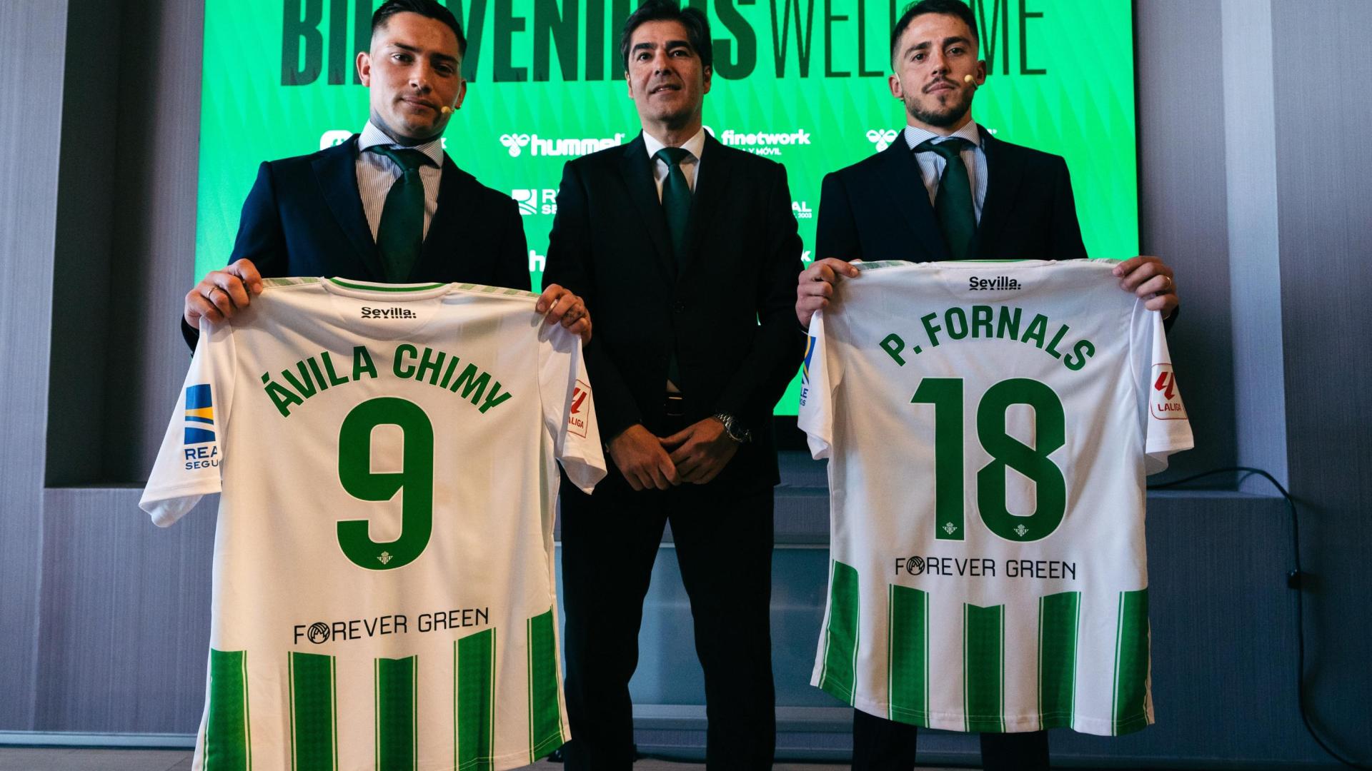 El Chimy Ávila y Pablo Fornals, presentados como jugadores del Betis