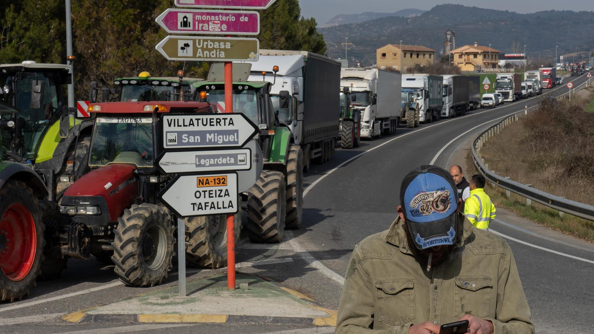 Corte en el polígono de Villatuerta y el acceso a la autovía A-12