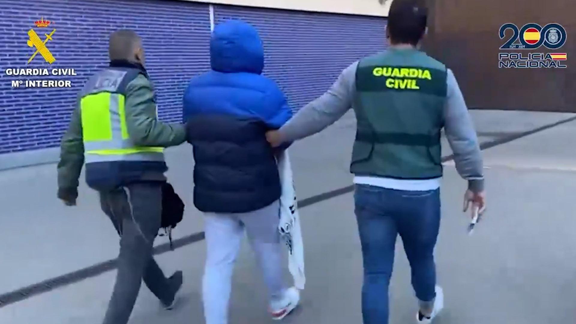 En la operación han sido detenidas diez personas