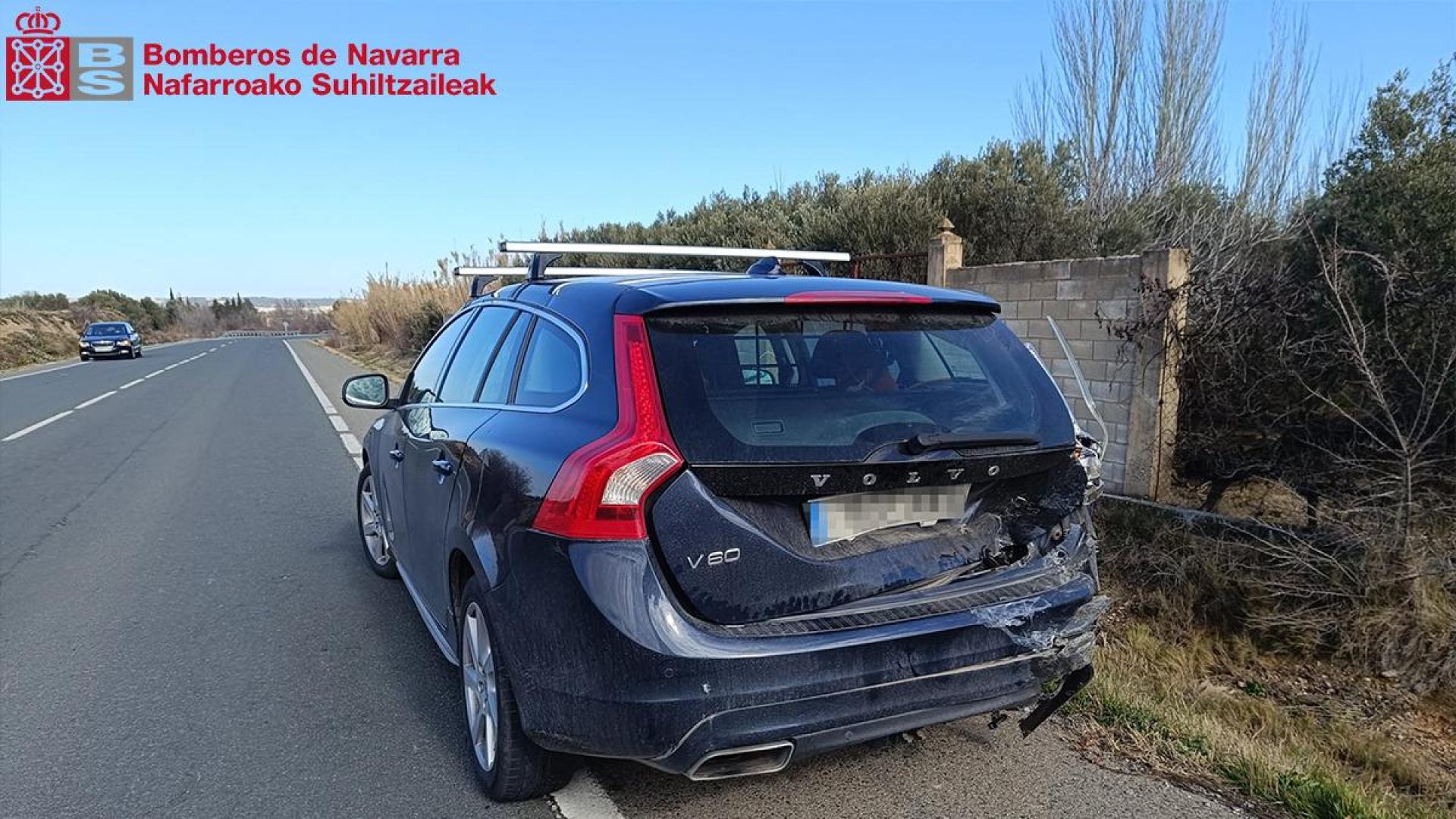 Golpe que ha recibido uno de los dos vehículos implicados en la colisión de Cascante
