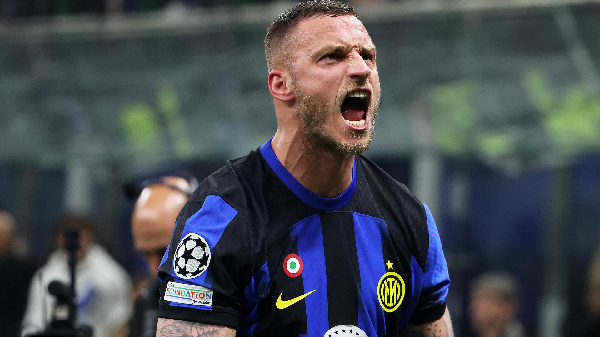 Gesto de rabia de Marko Arnautovic tras anotar el tanto que le dio el triunfo al Inter de Milán contra el Atlético de Madrid.