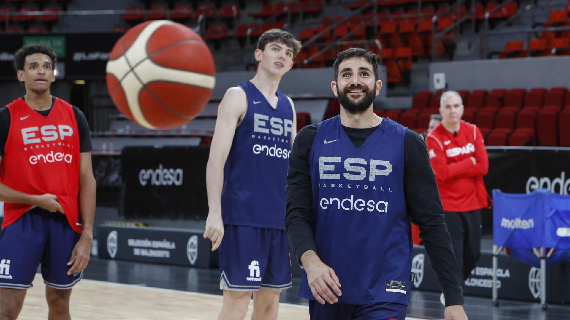 Ricky Rubio, en el entrenamiento con la selección este martes en Zaragoza