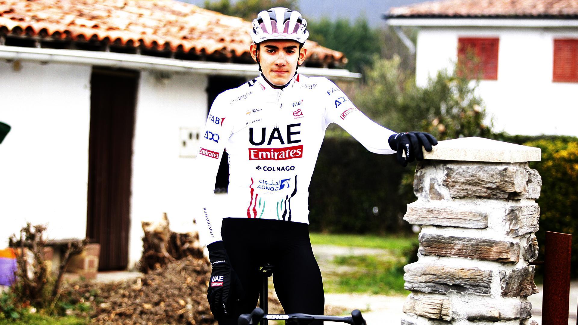 Igor Arrieta, antes de salir a entrenarse en Uharte Arakil./