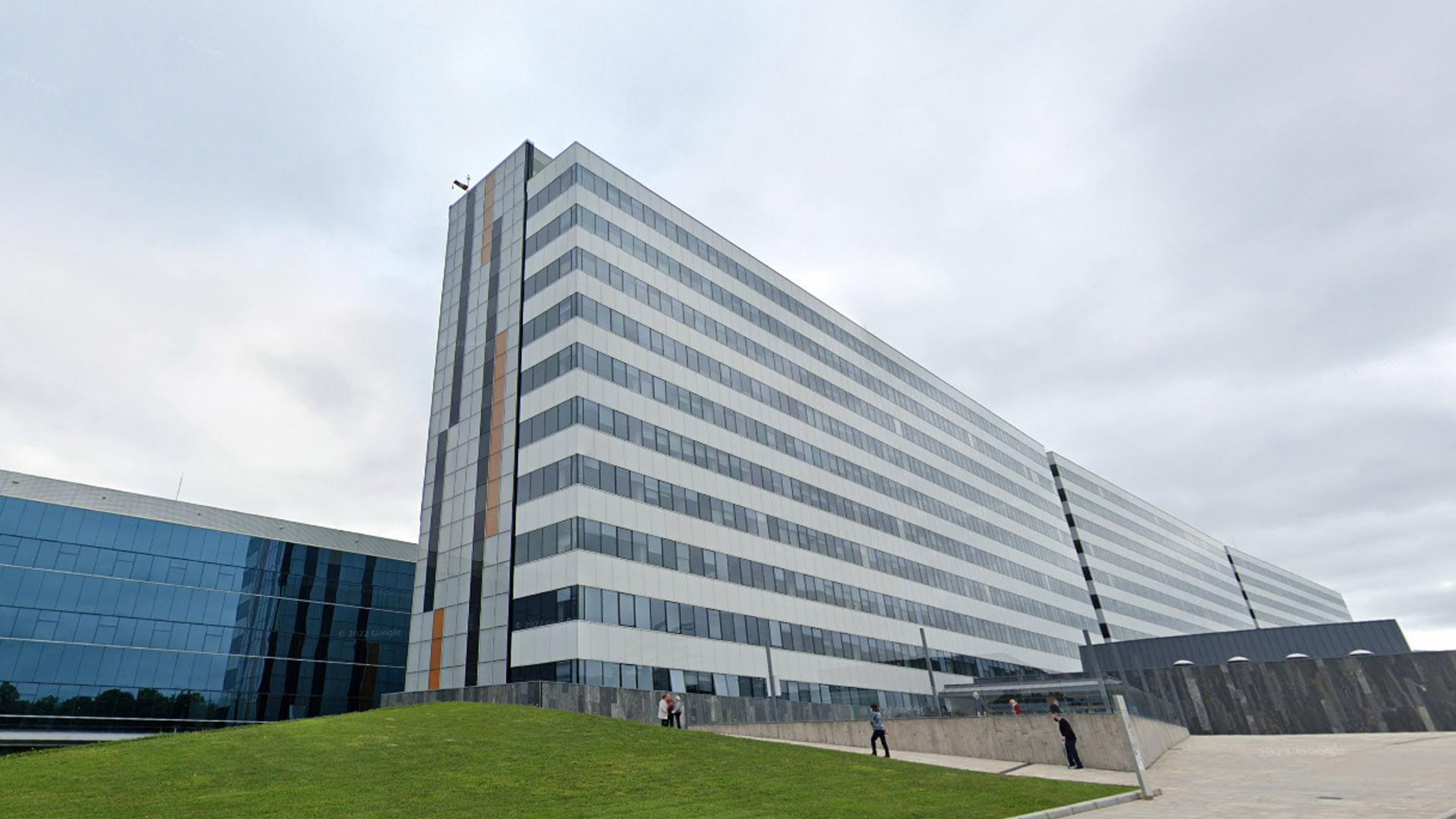 Exterior del Hospital Universitario Central de Asturias (HUCA)