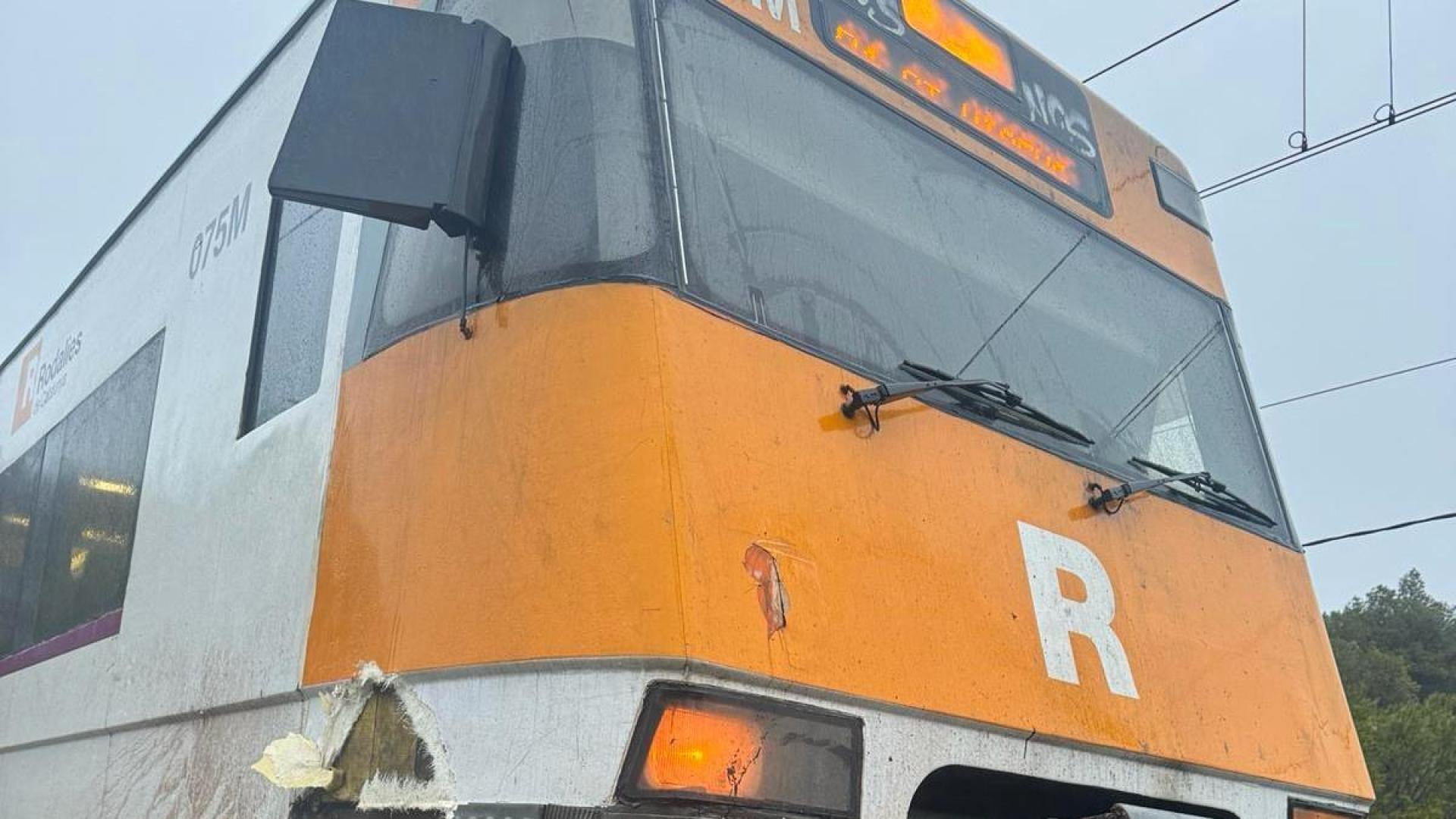 El tren accidentado en Vacarisses (Barcelona)