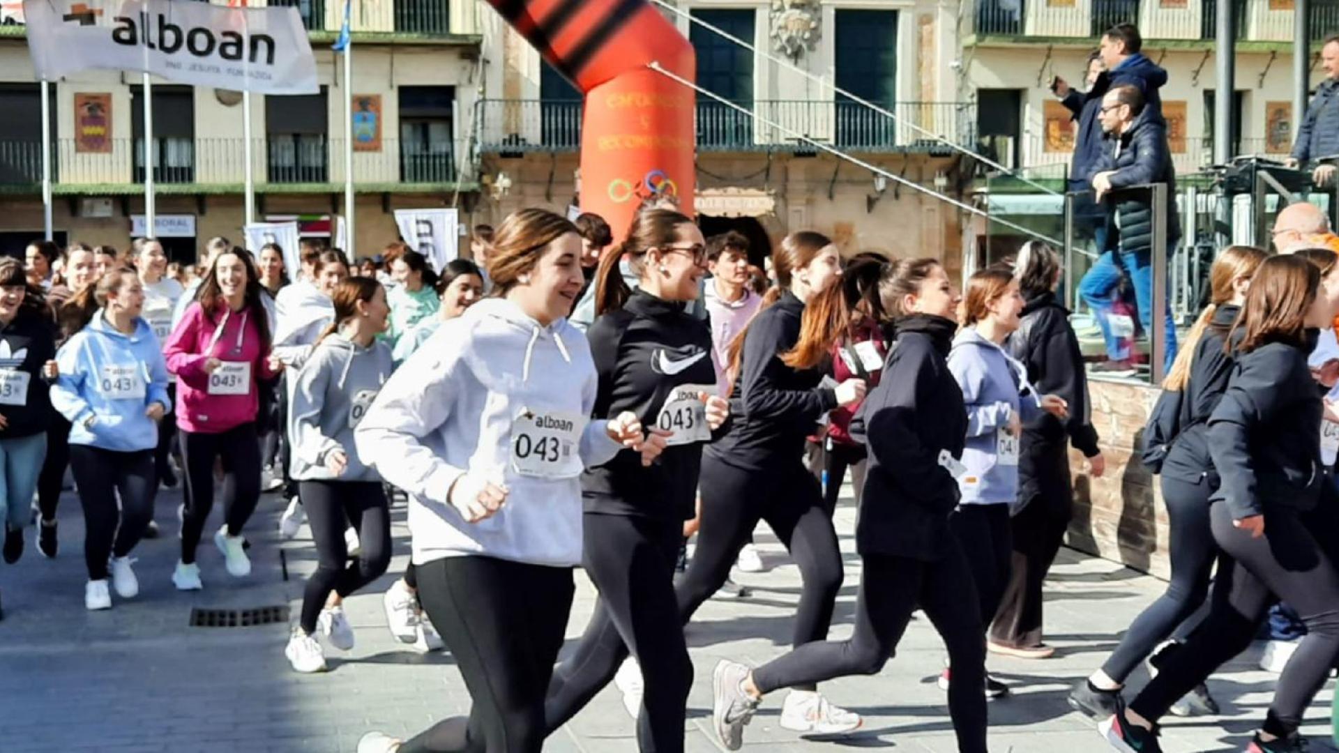 Momento de la carrera solidaria en Tudela