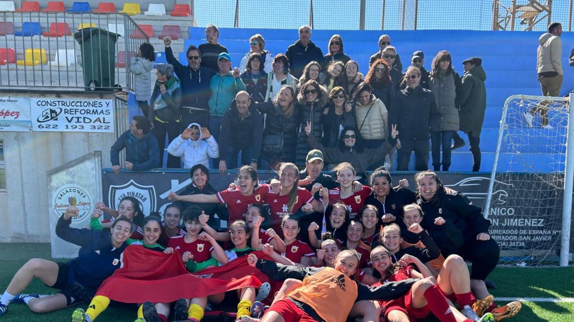 Alegría en la expedición navarra por el pase a la Fase Final Plata