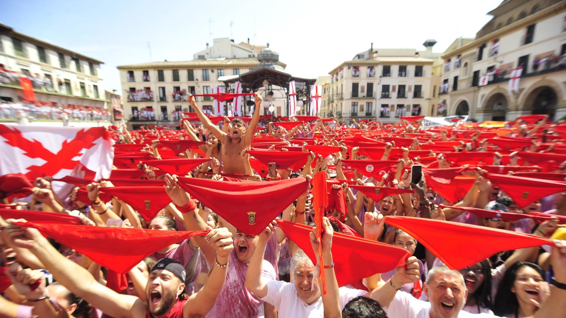 A:ALBERTO GALDONA
F:24-07-2023
L:TUDELA
P:MOMENTOS DEL COHETE - LIMPIEZA
T:FIESTAS DE TUDELA - COHETE