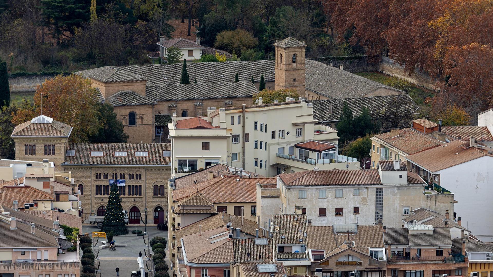 *A:MONTXO A.G.
*F: 2023-11-22
*L: ESTELLA-LIZARRA
*T: MONASTERIO DE LAS CLARISAS
*P: