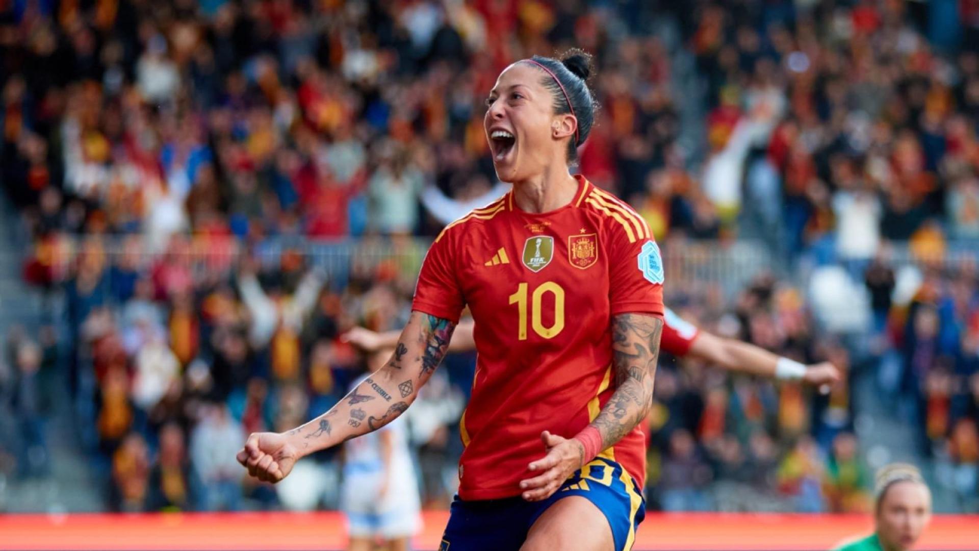 Jenni Hermoso celebra el 2-1 en el España-Chequia de la fase de clasificación de la Eurocopa 2025

PRENSA RFEF

09/04/2024