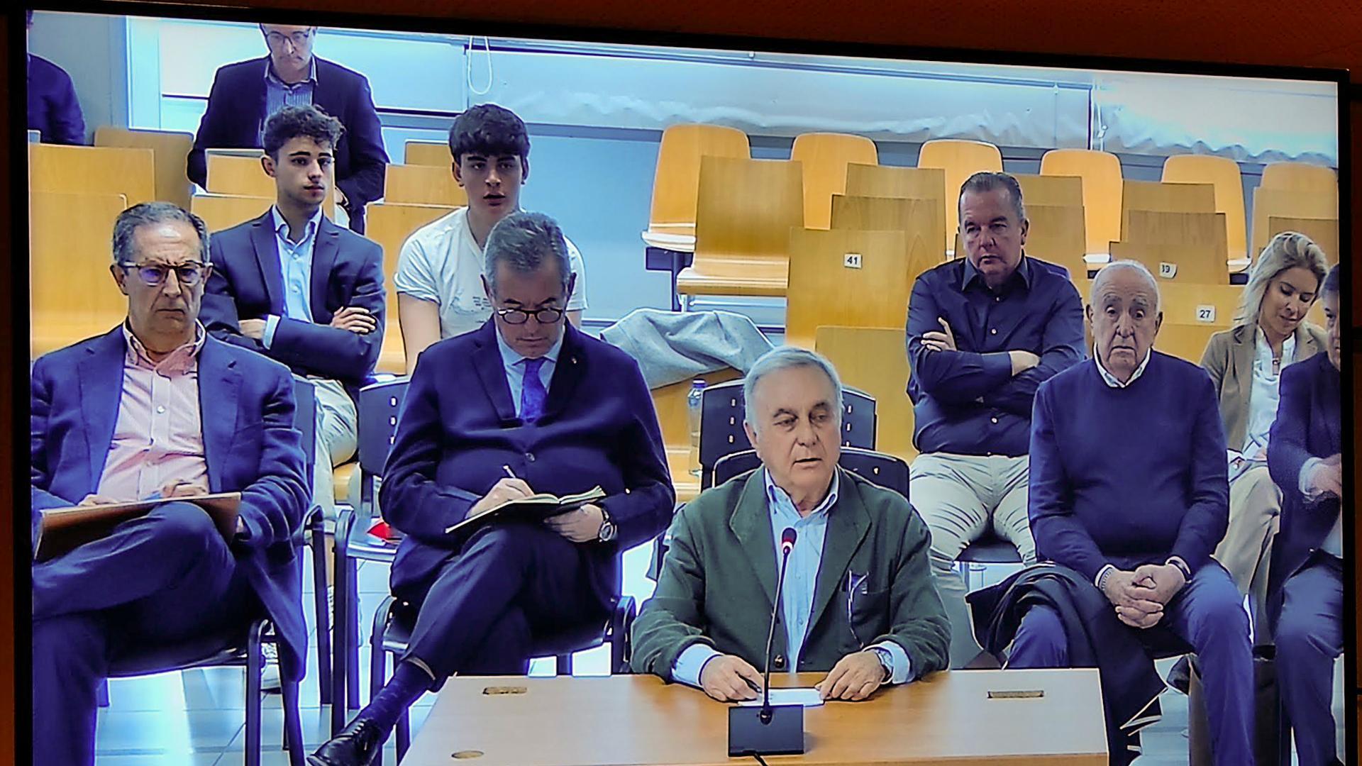 Captura de la señal institucional de las declaraciones de Joaquín Barceló, uno de los amigos más cercanos de Eduardo Zaplana y supuesto testaferro del exministro y expresident de la Generalitat