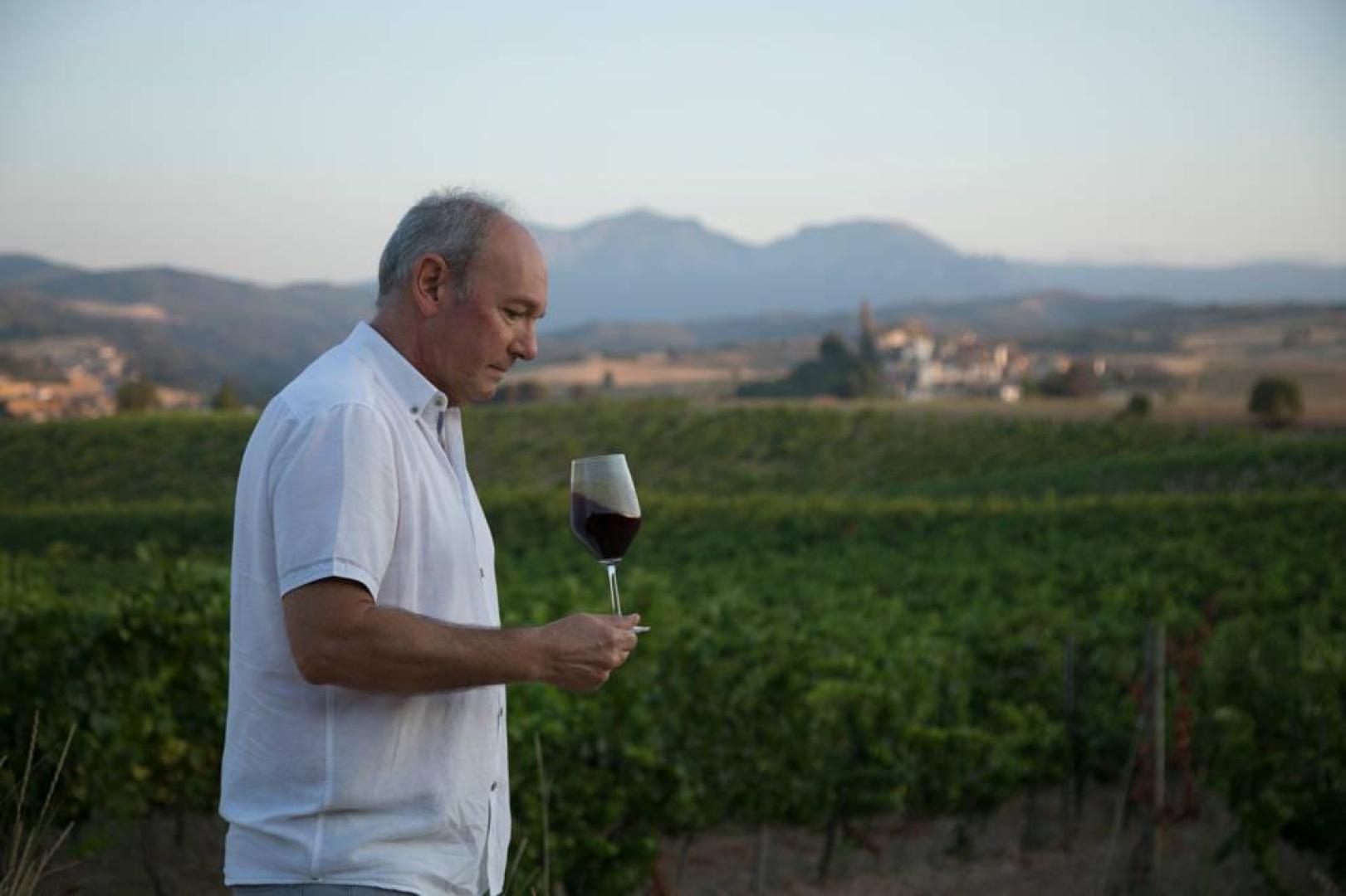 Kepa Sagastizábal es el enólogo de Bodegas Marco Real.