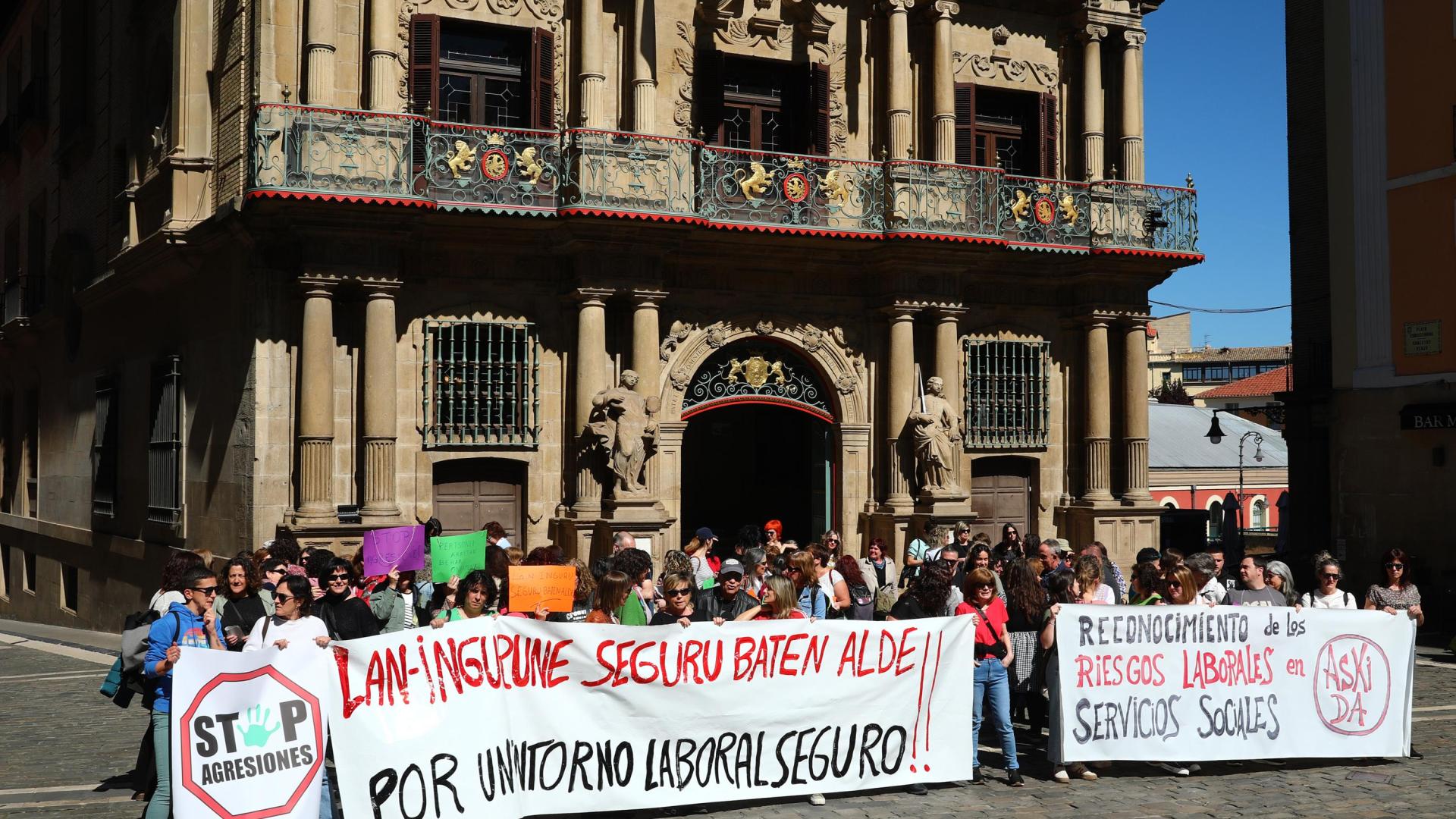 Concentración de protesta de ayer de trabajadaores de servicios sociales