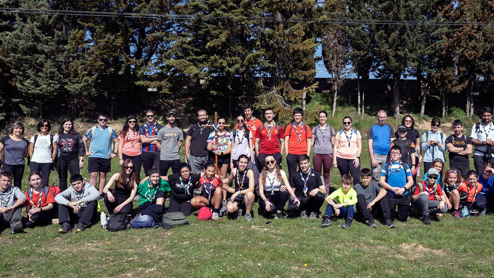 Parte del grupo scout Ibaialde de Tafalla durante la pasada Javierada. El grupo conmemora su 40 aniversario este año y tiene previstas varias actividades.