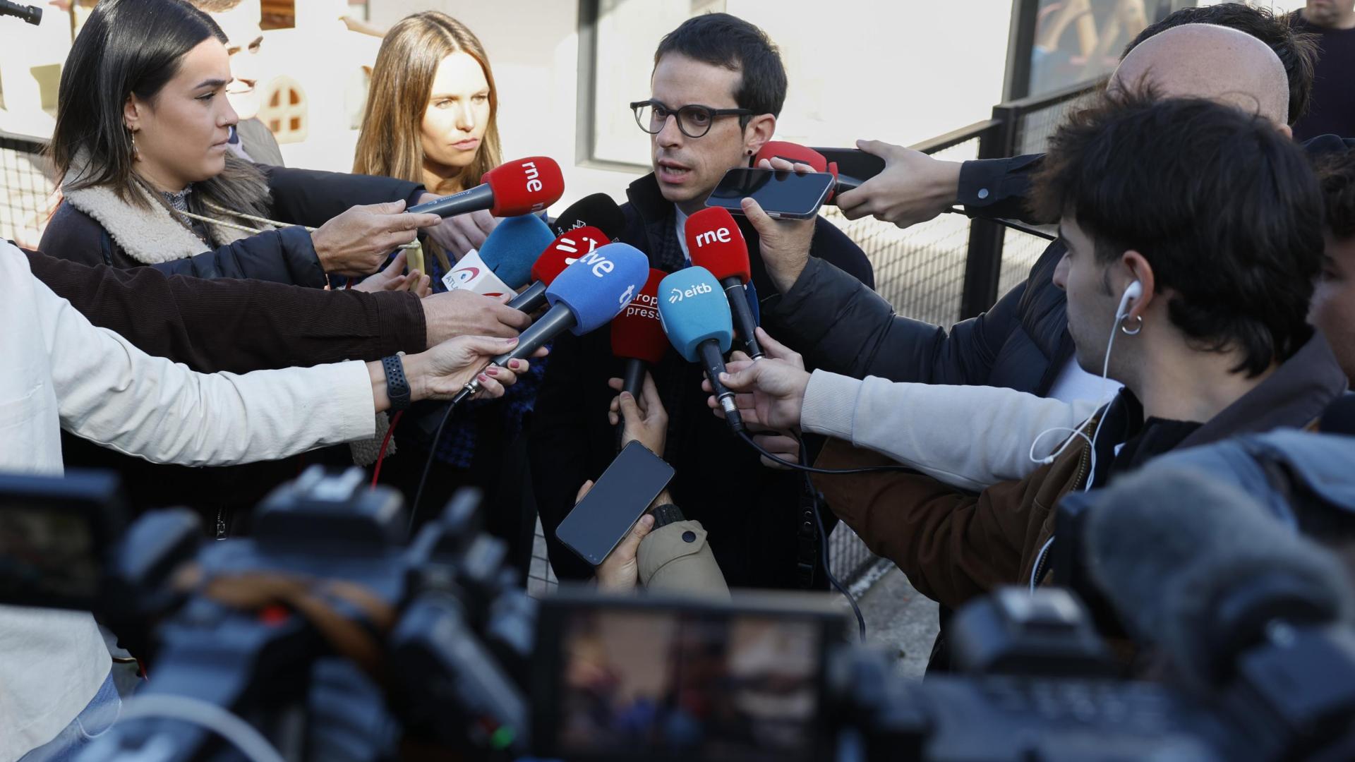 Pello Otxandiano, tras ejercer su voto